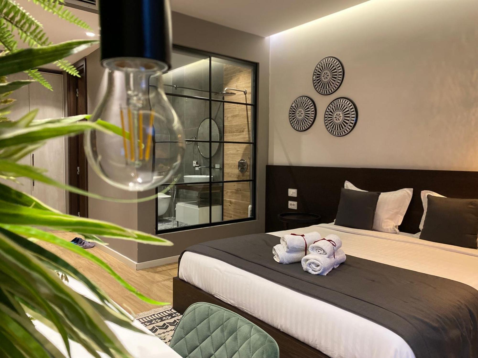 Апарт-отель Retreat Тирана
